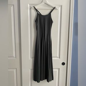 Pact | fit and flare dress with built in shelf bra | size small